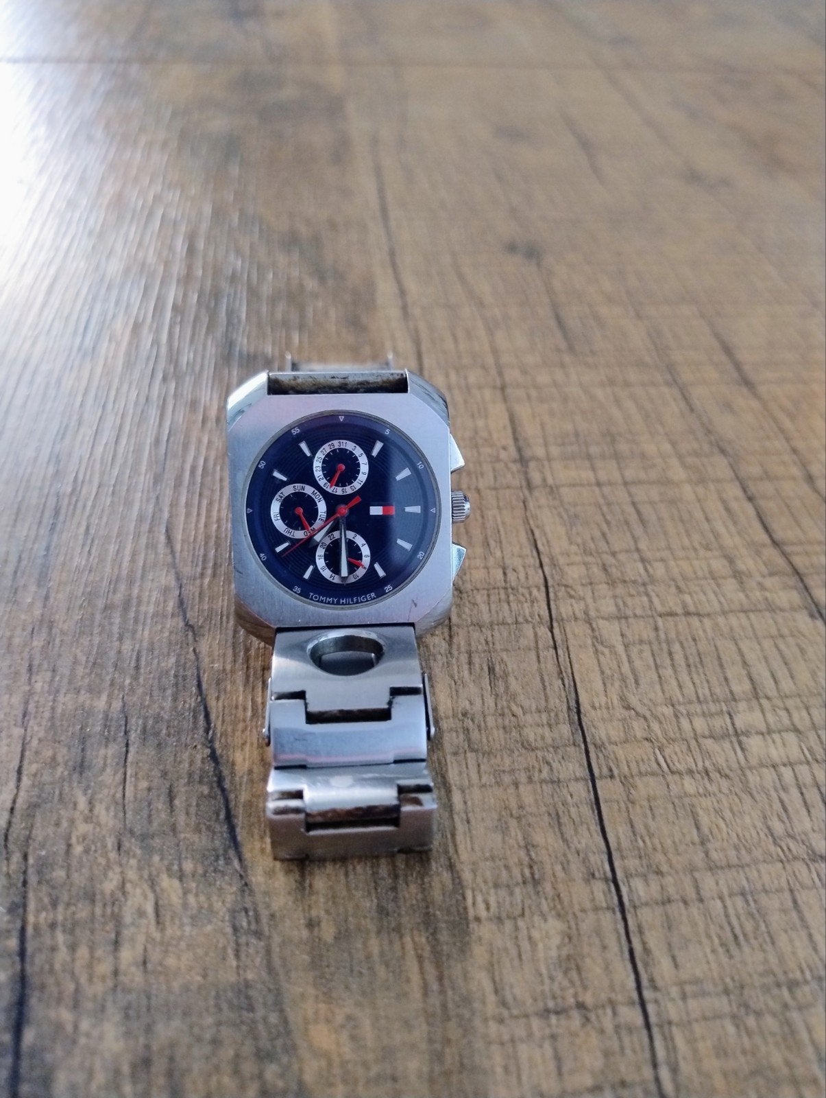 Vintage Stijlvol Tommy Hilfiger Horloge, Sieraden, Tassen en Uiterlijk, Overige merken, Staal, Staal, Polshorloge