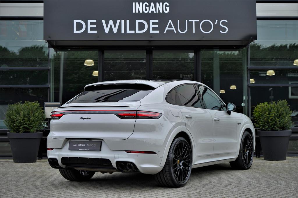 Porsche Cayenne Coupé 3.0 E-Hybrid SportDesign Krijt Pano T, Automaat, Cayenne, Gebruikt, Zwart