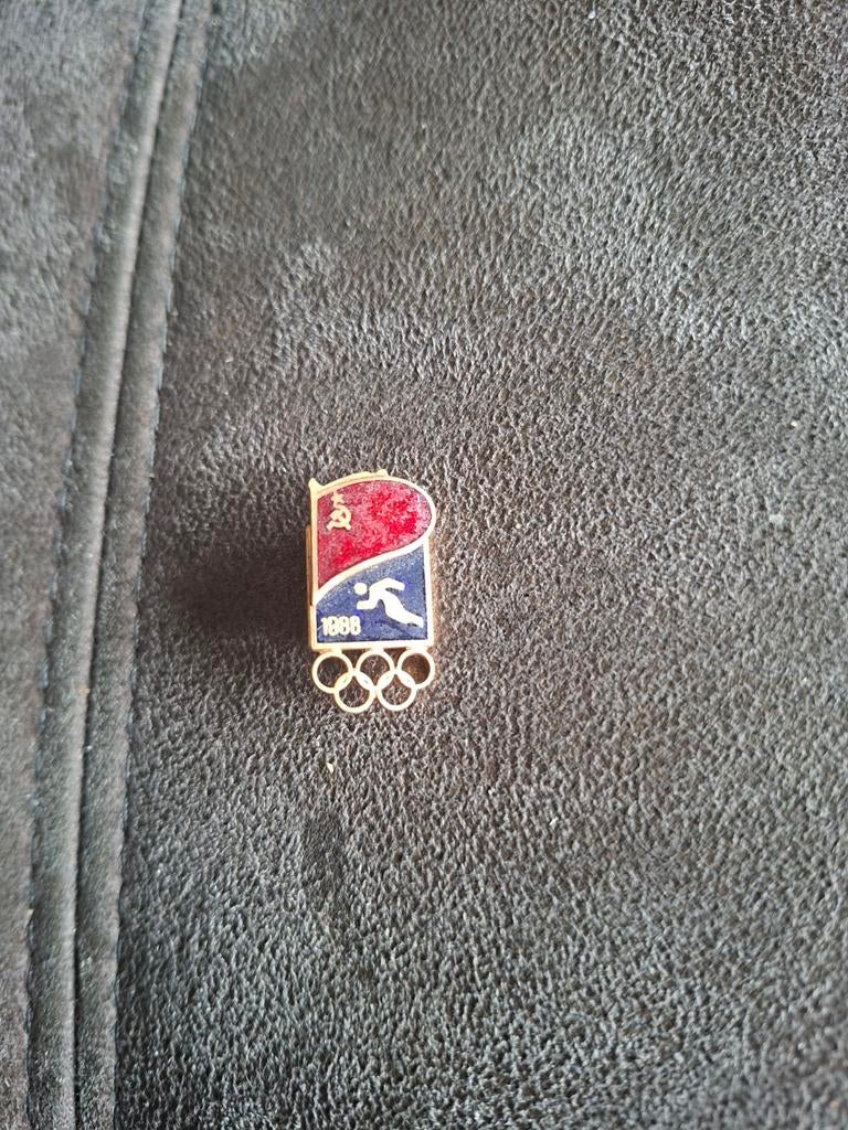23 speldjes Olympische spelen 1988 Seoel, Ophalen of Verzenden, Gebruikt, Sport, Speldje of Pin