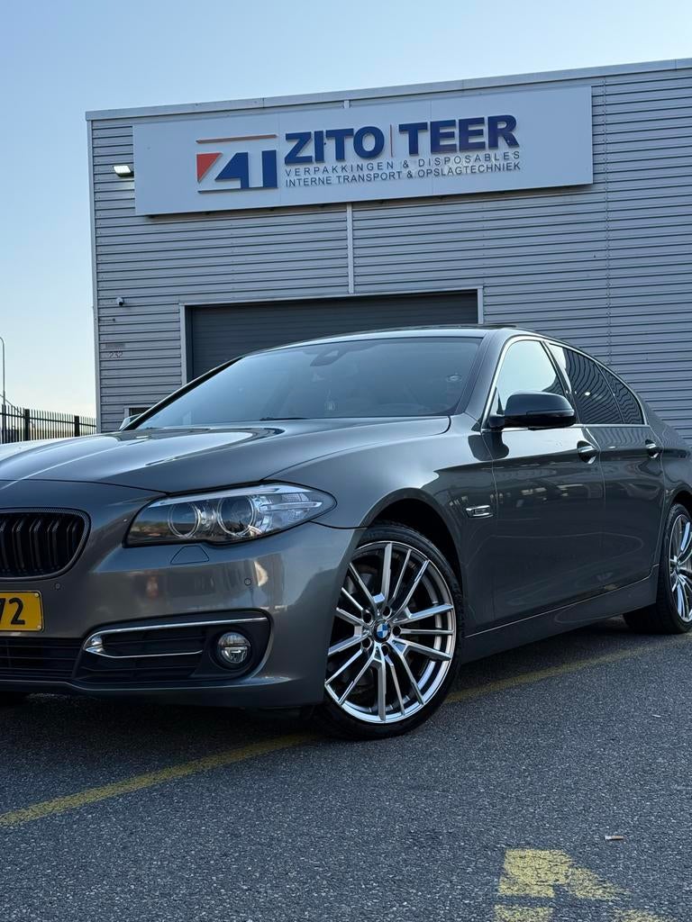 BMW NAP 5-Serie 528I 180KW Sedan Aut8 2013 Grijs, Automaat, Achterwielaandrijving, 4 cilinders, 2000 kg