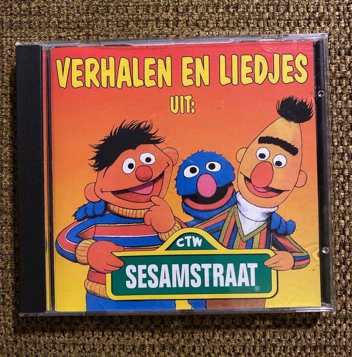 Sesamstraat Verhalen en Liedjes cd - Ernie, Bert en Grover, Ophalen of Verzenden, Zo goed als nieuw, Album, Verhaal of Sprookje