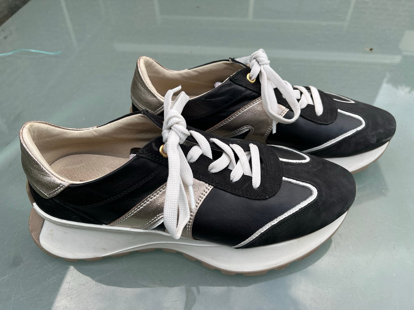 DL Sport Sneakers Zwart/Goud Maat 39, Ophalen of Verzenden, Zo goed als nieuw, Zwart, Sneakers of Gympen
