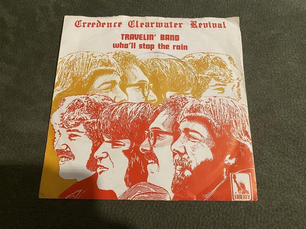 Creedence claerwater revival travelin band who \'\'ll stop t