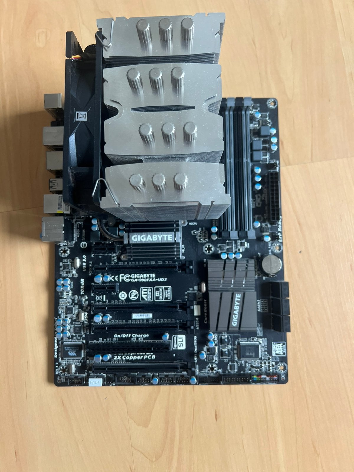 Gigabyte GA-990FXA-UD3 + AMD FX-8320 + Scythe CPU cooler, Ophalen of Verzenden, Gebruikt, DDR3