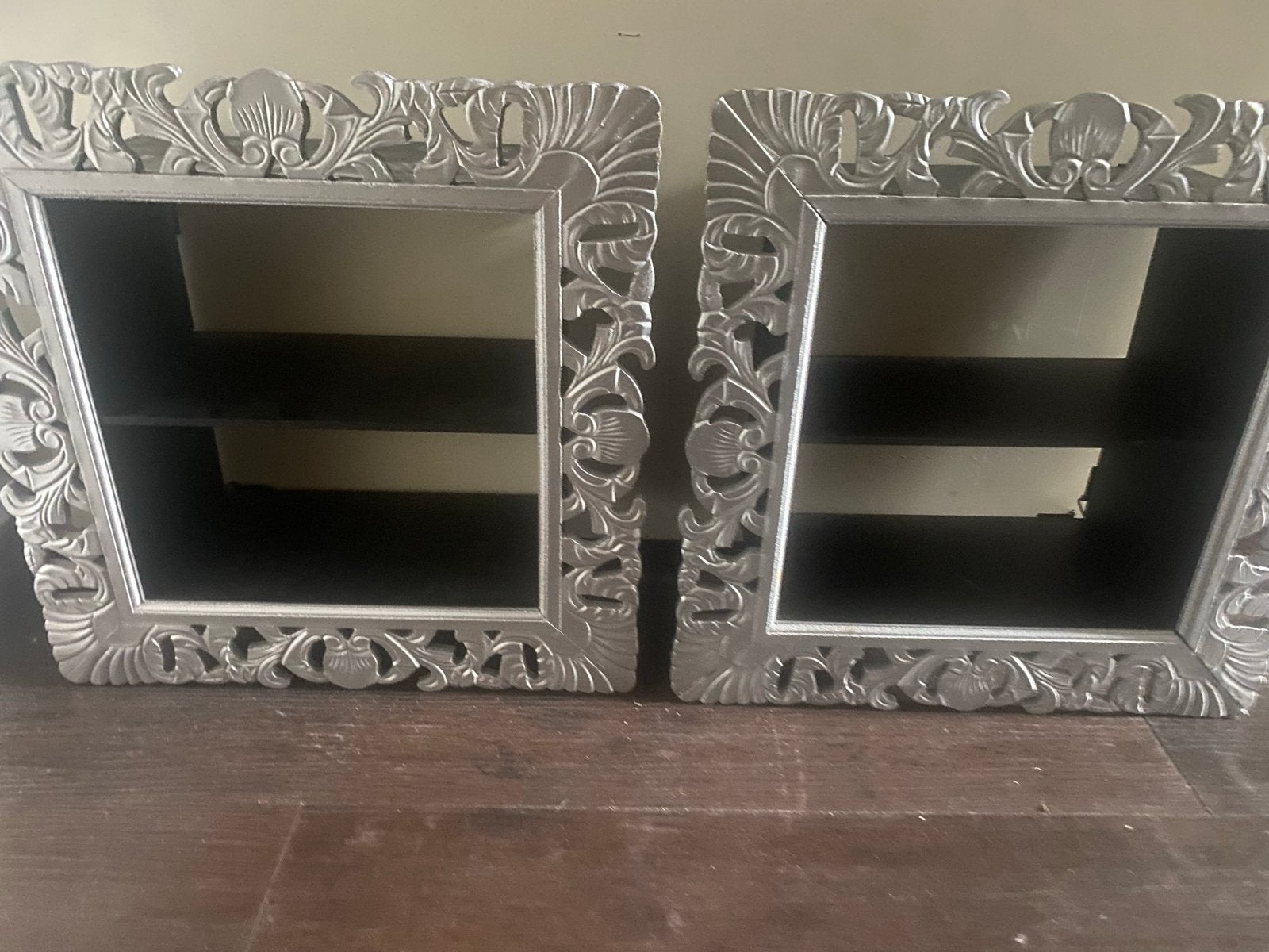 Set van 2 zilverkleurige barok wandplanken, Ophalen of Verzenden, Zo goed als nieuw, Zilver, Klassiek