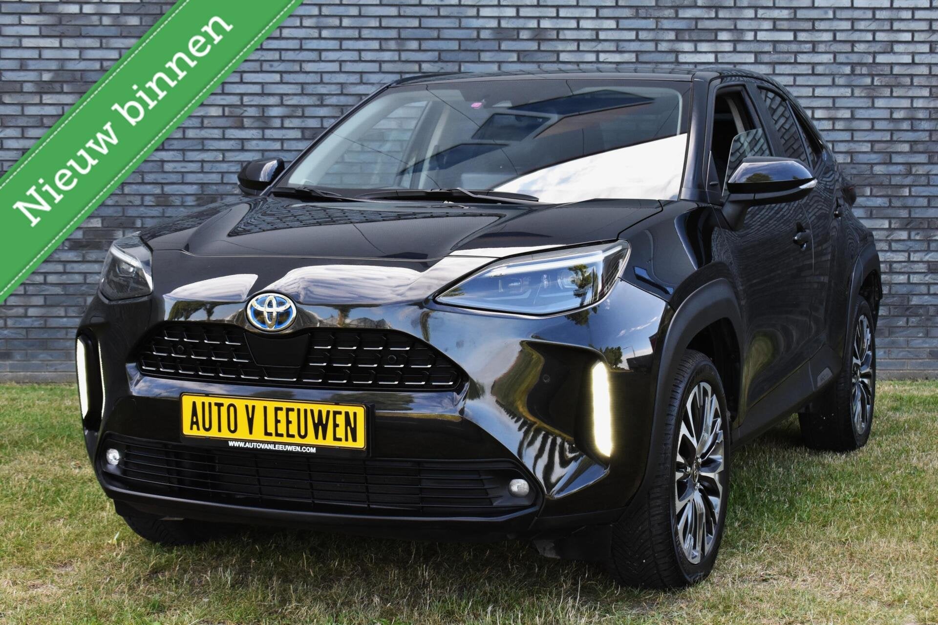 Toyota Yaris Cross 1.5 Hybrid Lounge PANORAMA/MATRIX/CAMERA/, Auto's, Gebruikt, Met garantie (alle), 116 pk, Zwart
