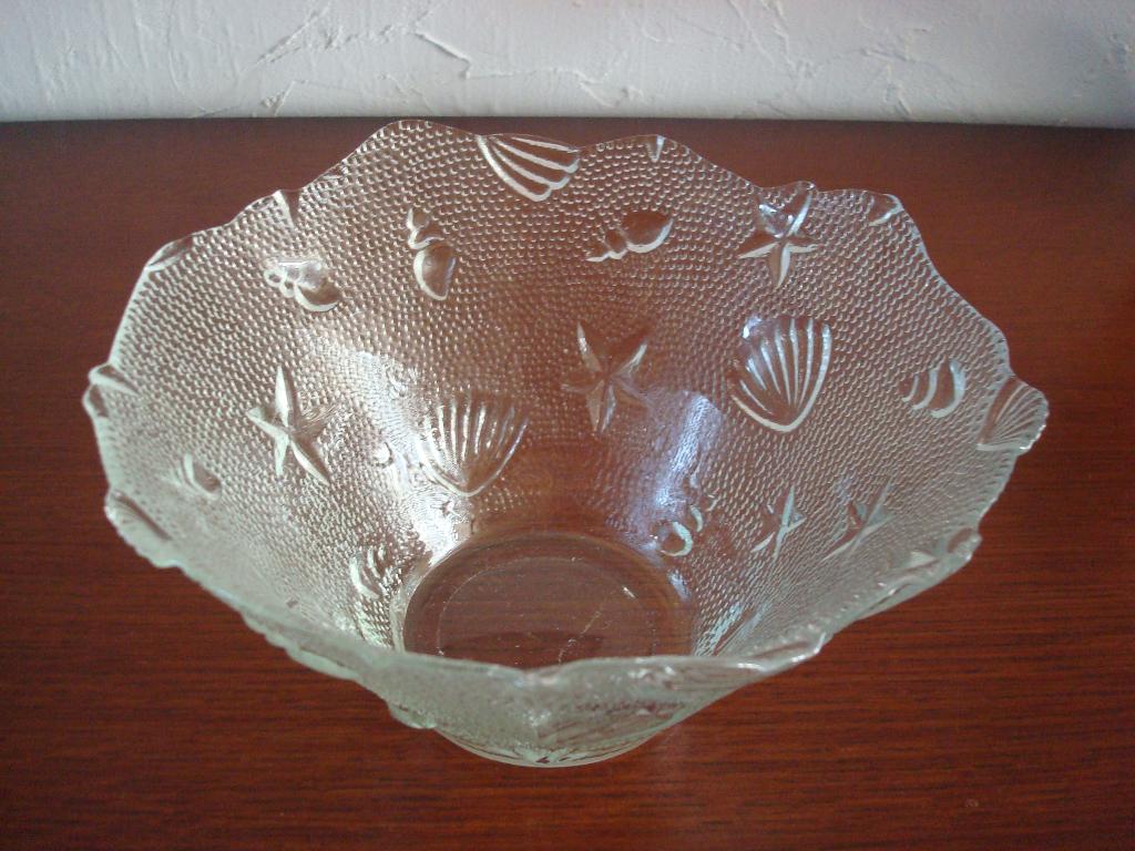 Glazen schaal met schelp decor, Antiek en Kunst, Ophalen of Verzenden