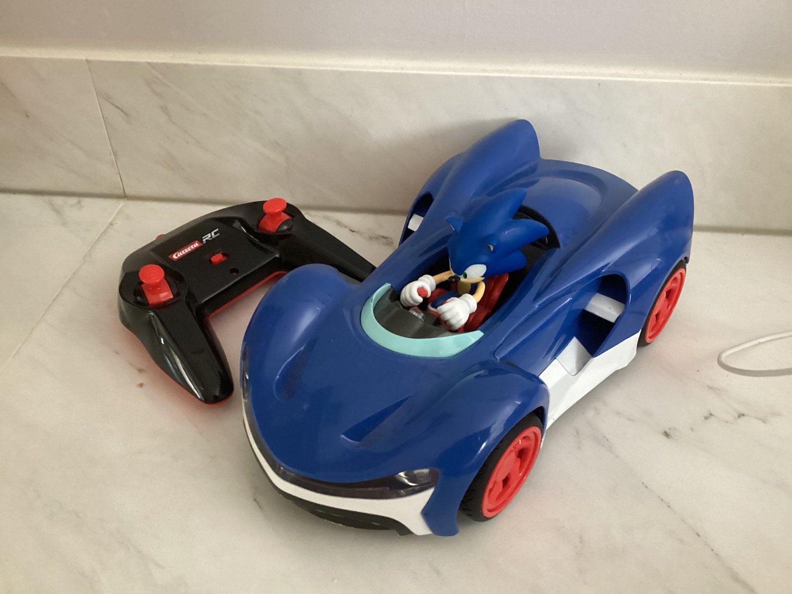 Bestuurbare auto van sonic, Ophalen, Zo goed als nieuw