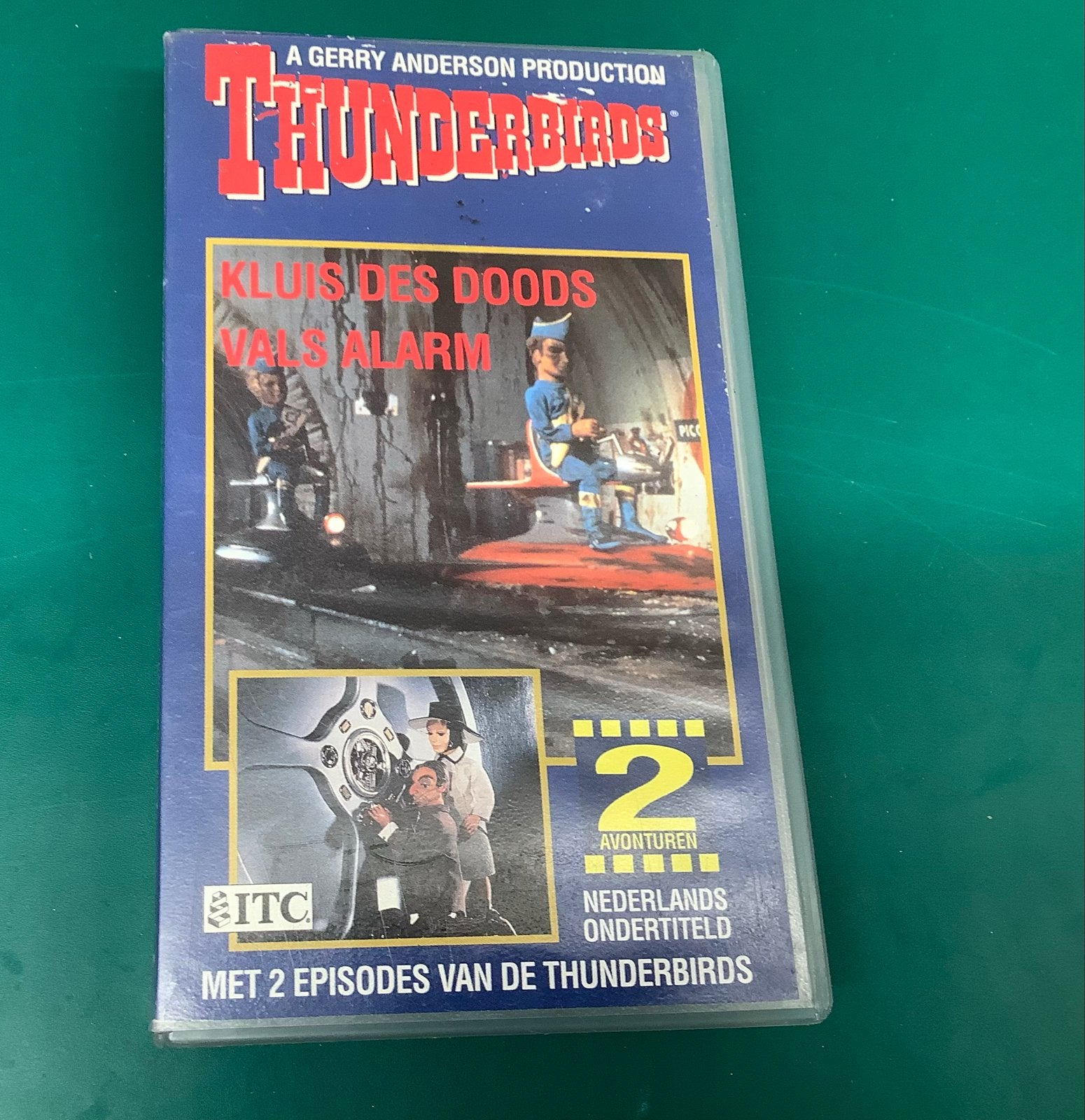 Thunderbirds VHS - Kluis des Doods & Vals Alarm (Nederlands), Nederlands ondertiteld, Gebruikt, Alle leeftijden, Science Fiction en Fantasy
