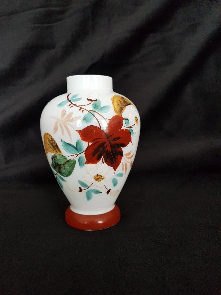 Vaasje handbeschilderd, Antiek en Kunst, Antiek | Keramiek en Aardewerk, Ophalen of Verzenden