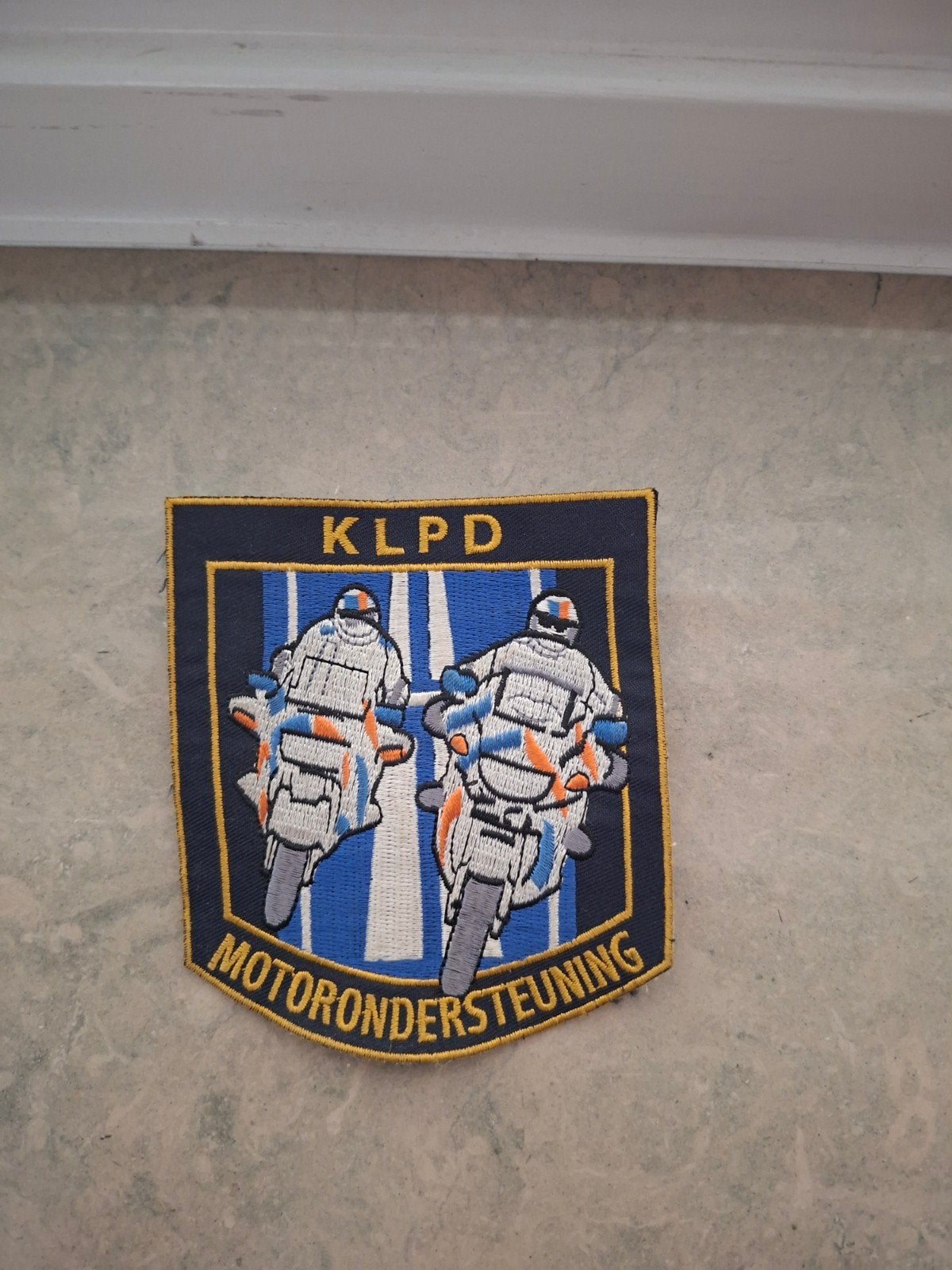 KLPD Motorondersteuning embleem/patch, Verzenden, Overige soorten, Nederland, Embleem of Badge