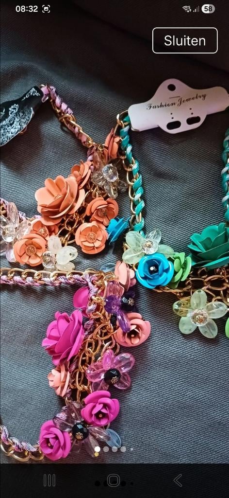 3 stuks nieuwe kettingen verstelbaar met bloemen en hangers, Overige materialen, Verstelbaar, Overige kleuren, Nieuw