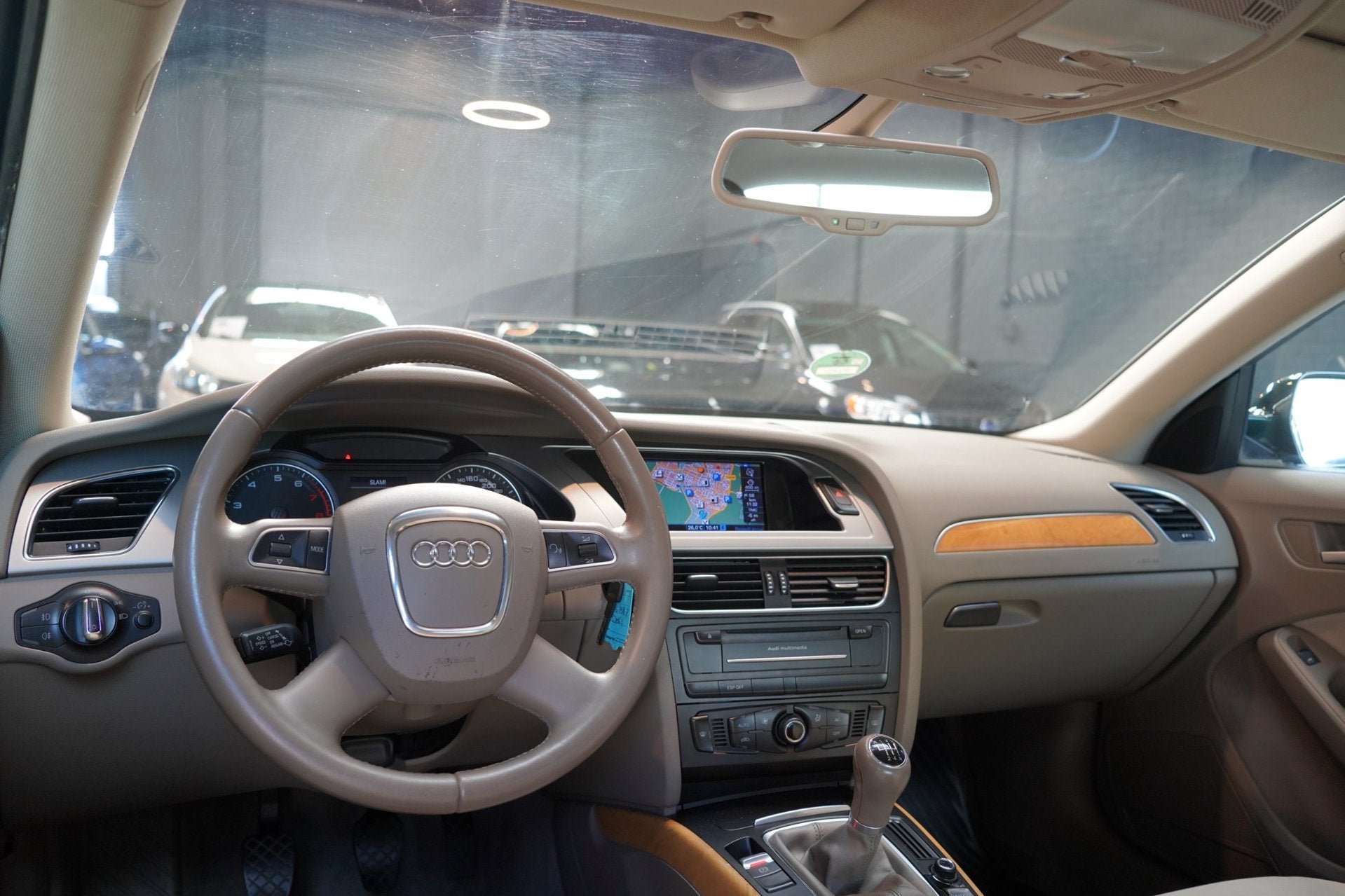 Audi A4 Limousine 1.8 TFSI Pro Line Business | NAVI | AIRCO, Euro 5, Gebruikt, 4 cilinders, A4