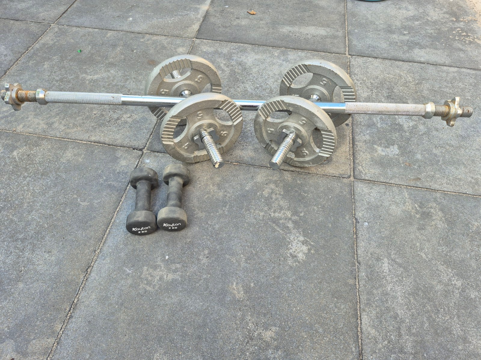 Halterset met halterschijven en 2 kg and 5 kg dumbbells, Ophalen, Gebruikt, Armen, Halterset