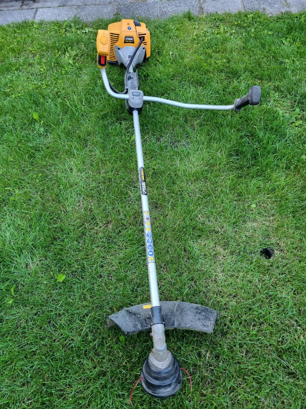 Stiga SB 33 D Benzine Bosmaaier met accessoires, Tuin en Terras, Bosmaaiers, Ophalen, Benzine, Gebruikt, Stiga