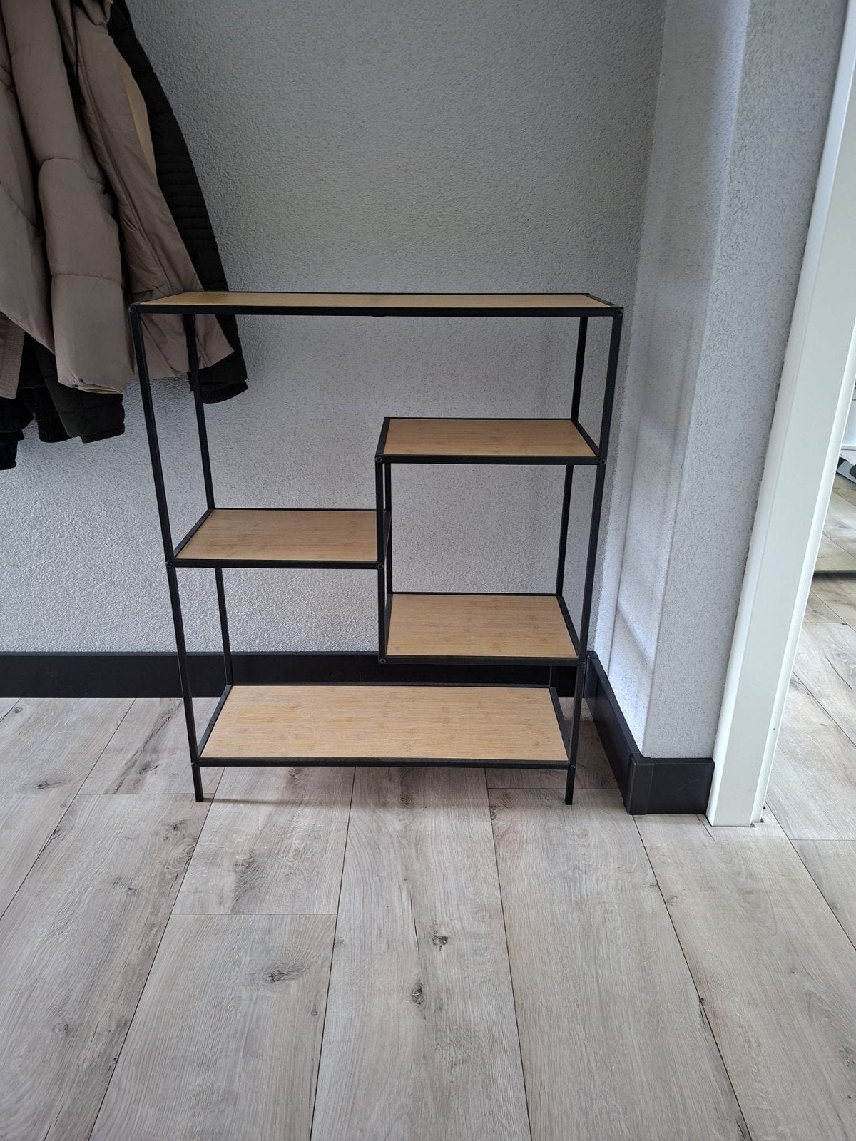 Opbergrek met plateaus, Ophalen