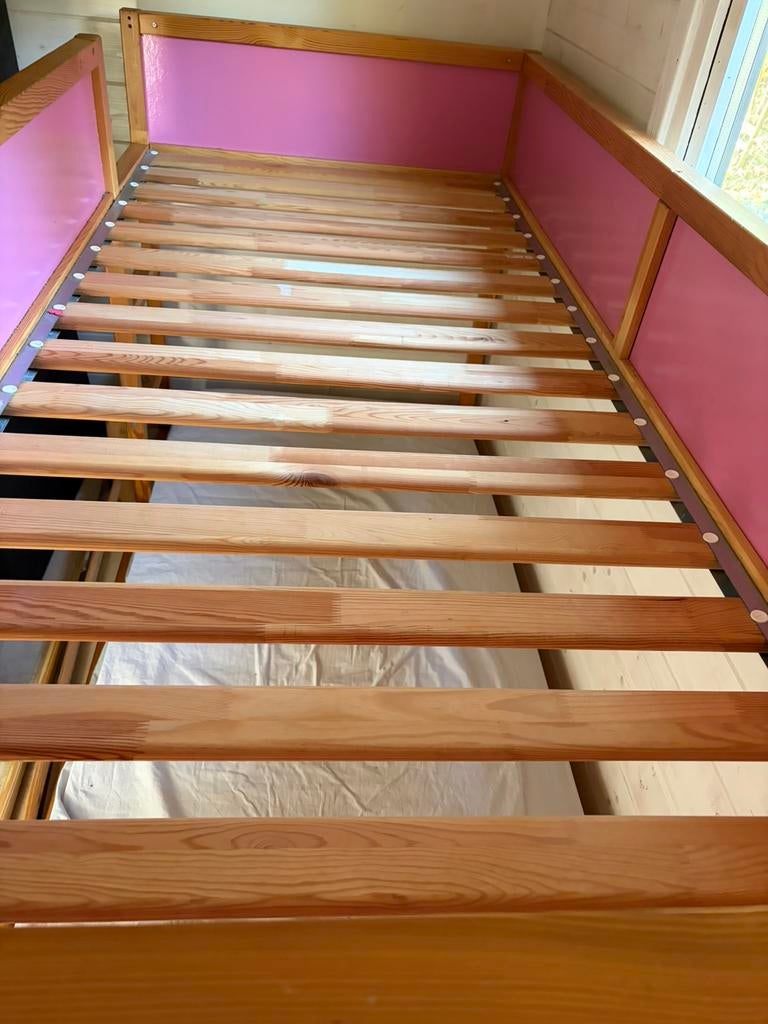 Kura halfhoog bed, Ophalen, 90 cm, Eenpersoons, Zo goed als nieuw