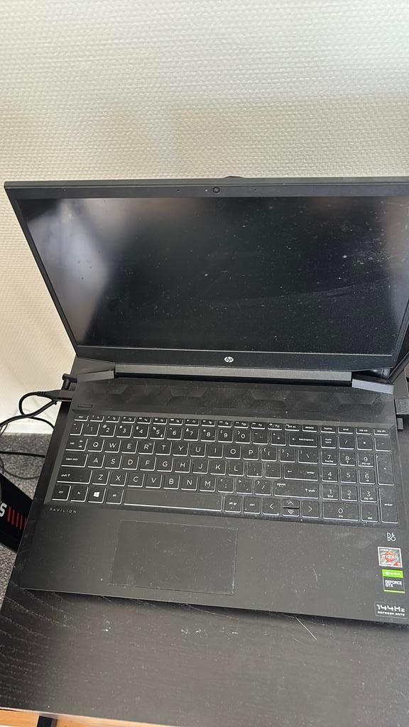Gaming laptop, Ophalen