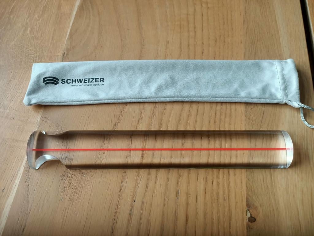 Schweizer leesliniaal 1.5x met rode geleidelijn, Ophalen of Verzenden