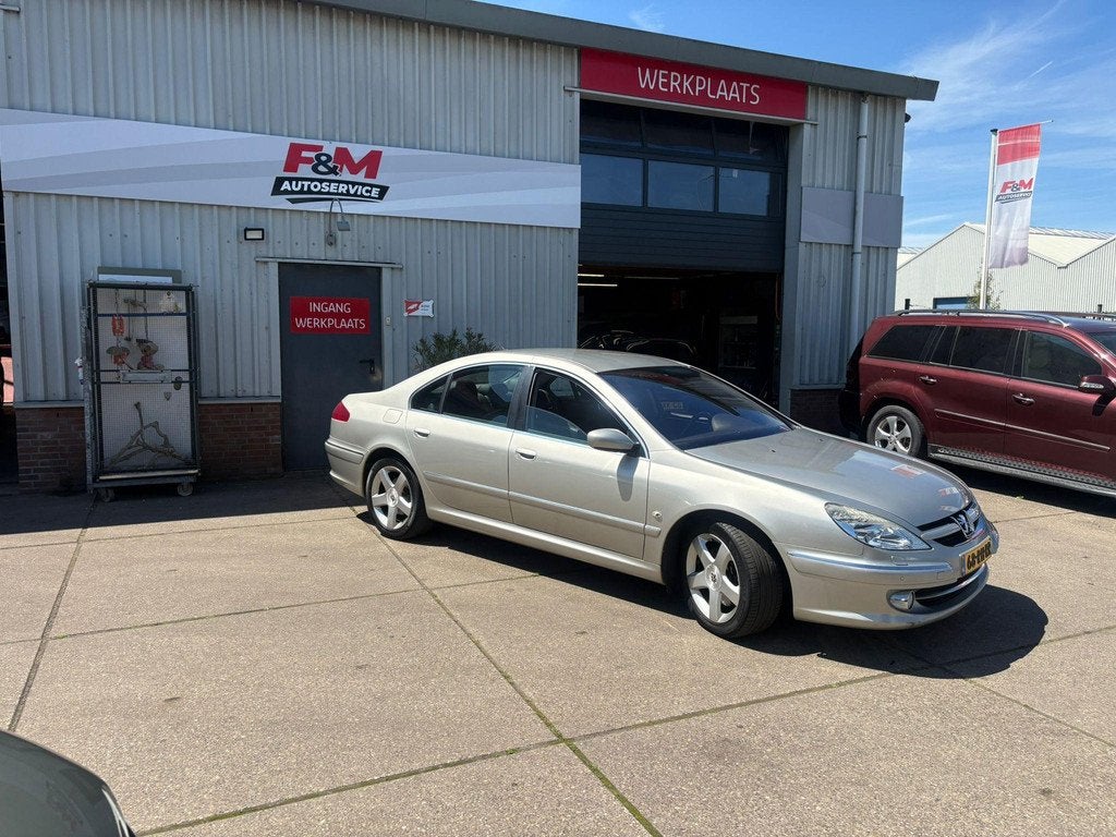 Peugeot 607 3.0-24V Féline Clima, cruise, pdc, trekhaak, Auto's, Peugeot, 2946 cc, Automatische klimaatregeling, 1619 kg, Zilver of Grijs