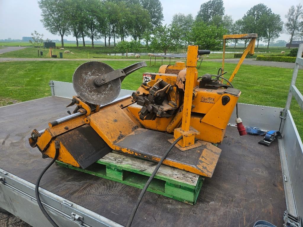 Bandendemonteermachine Truckbanden Boxer King Bandenapparaat, Ophalen, Gebruikt