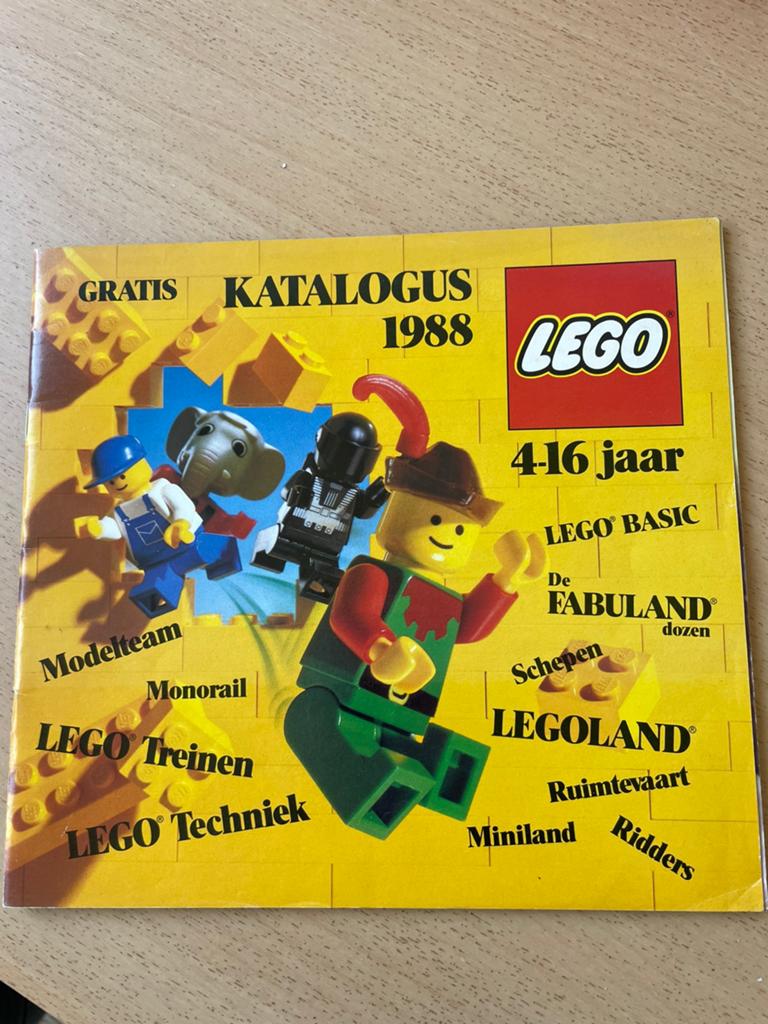 Lego catalogus 1988, Ophalen of Verzenden, Zo goed als nieuw