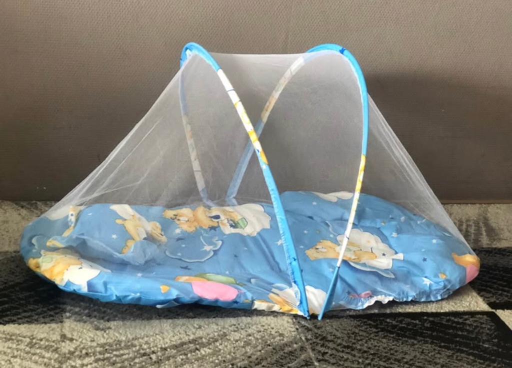 Babymatras met muskietennet., Ophalen, Nieuw