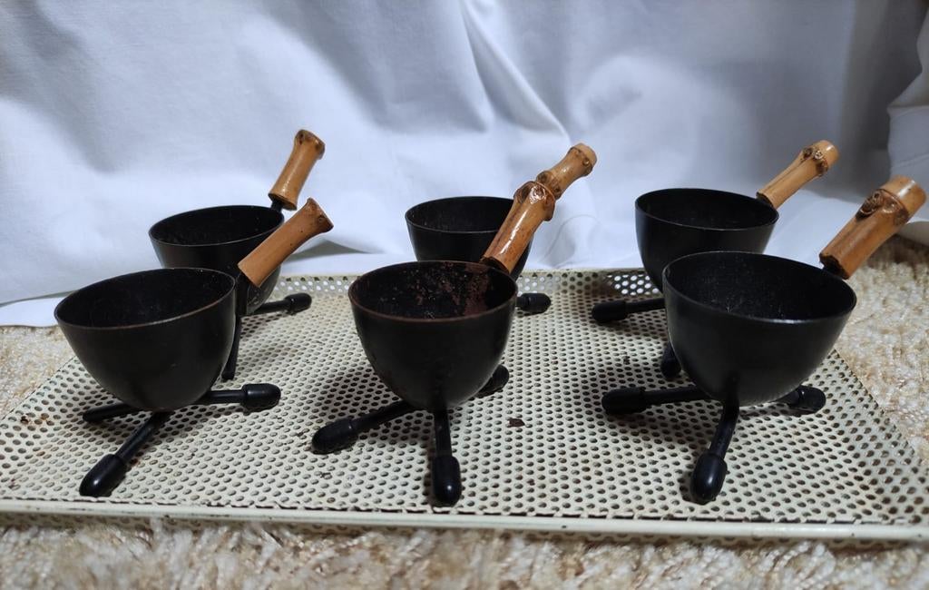 Set van 6 vintage eierdoppen met bamboe handvat, Ophalen of Verzenden