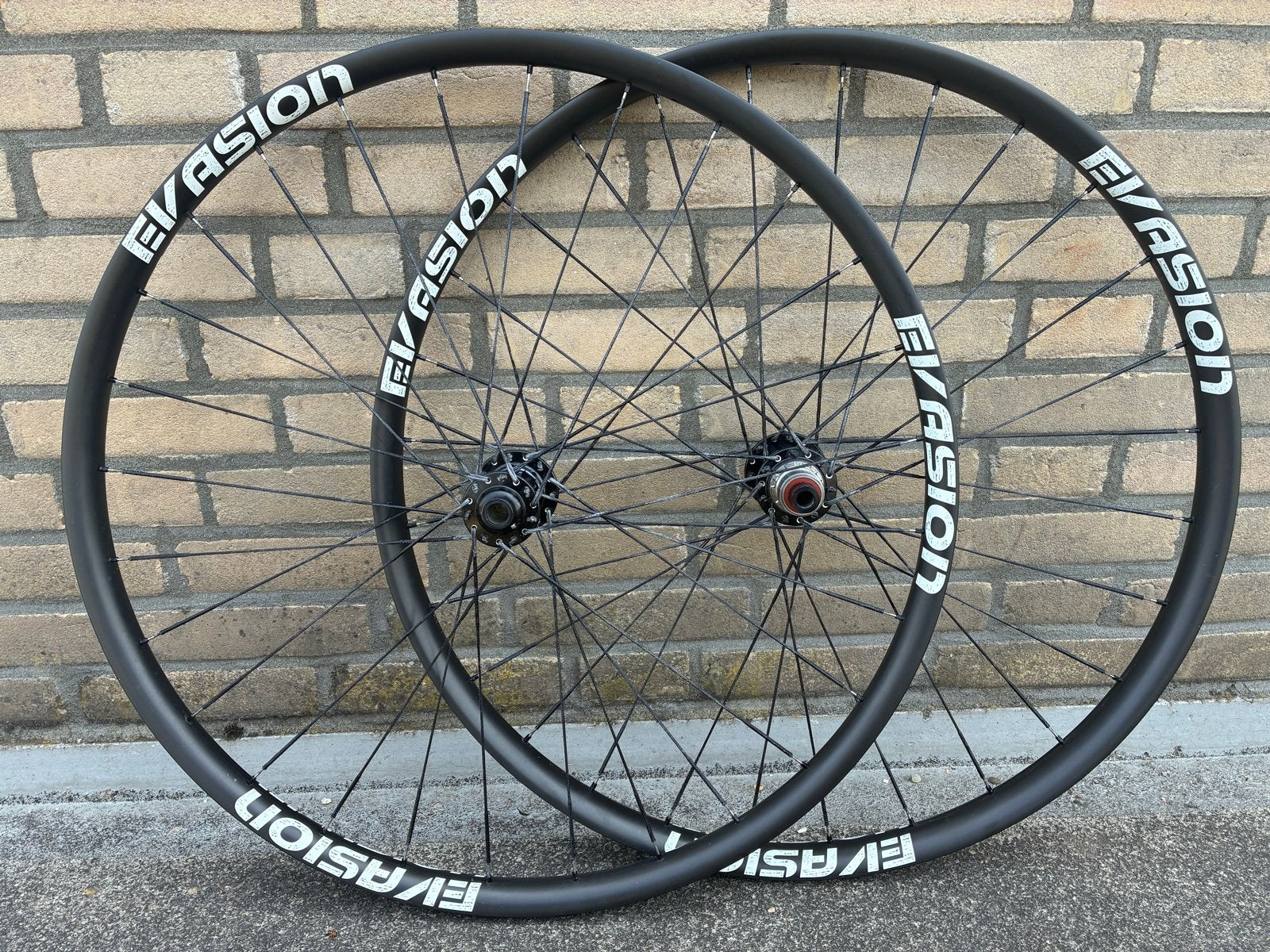 Evasion Bost Wielset - Berd Carbon Erase, Fietsen en Brommers, Fietsonderdelen, Wiel, Verzenden, Zo goed als nieuw, Mountainbike