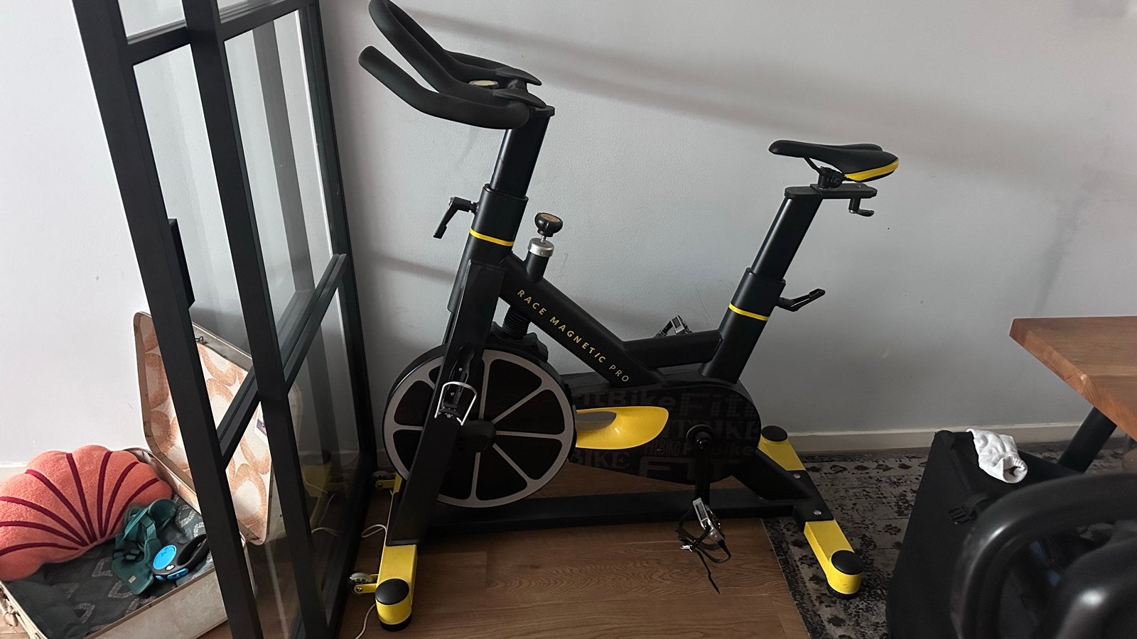 Spinningfiets - Race Magnetic Pro, Sport en Fitness, Ophalen, Gebruikt, Spinningfiets, Metaal