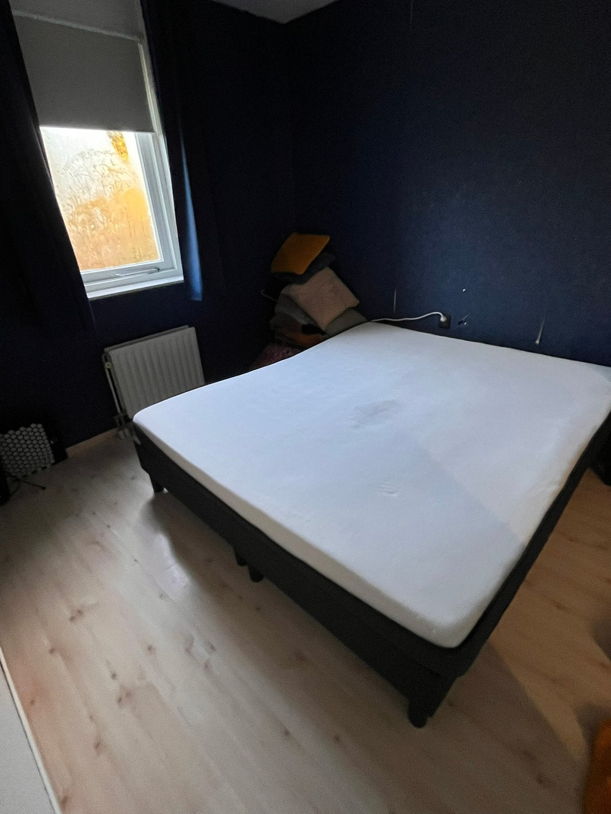 Tweepersoonsboxspring kan nog een ronde mee, Ophalen, Gebruikt, 210 cm, Tweepersoons