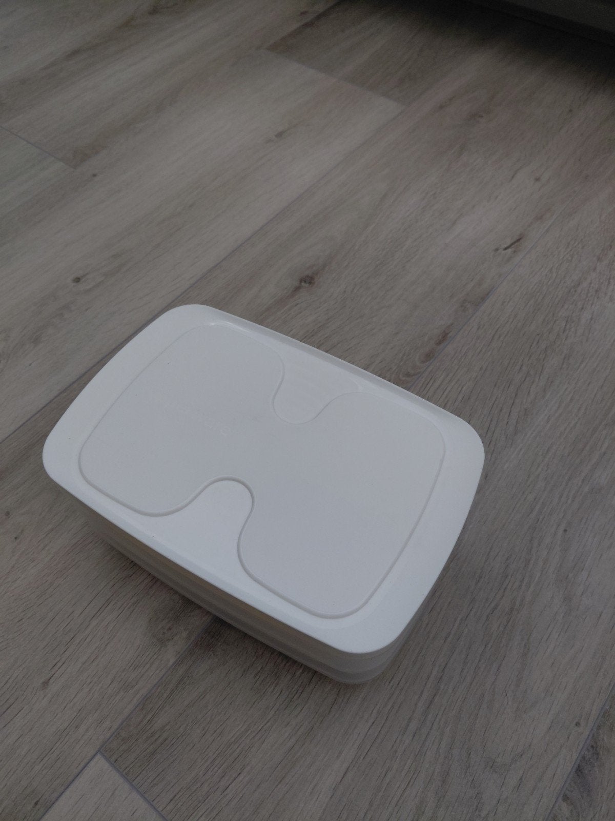 Tupperware vershoud doos, Gebruikt, Bewaardoos, Wit, Met deksel