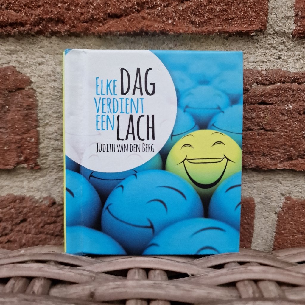 Nieuw! Moppenboek: Elke dag verdient een lach, Ophalen of Verzenden, Nieuw, Moppen