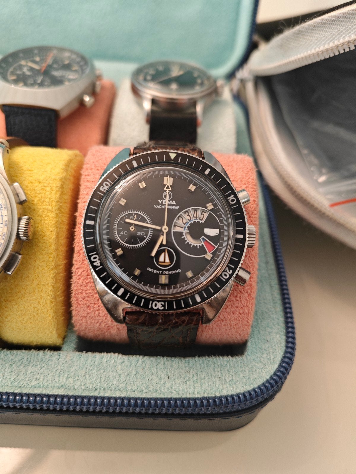 omega horologes, Ophalen, Omega