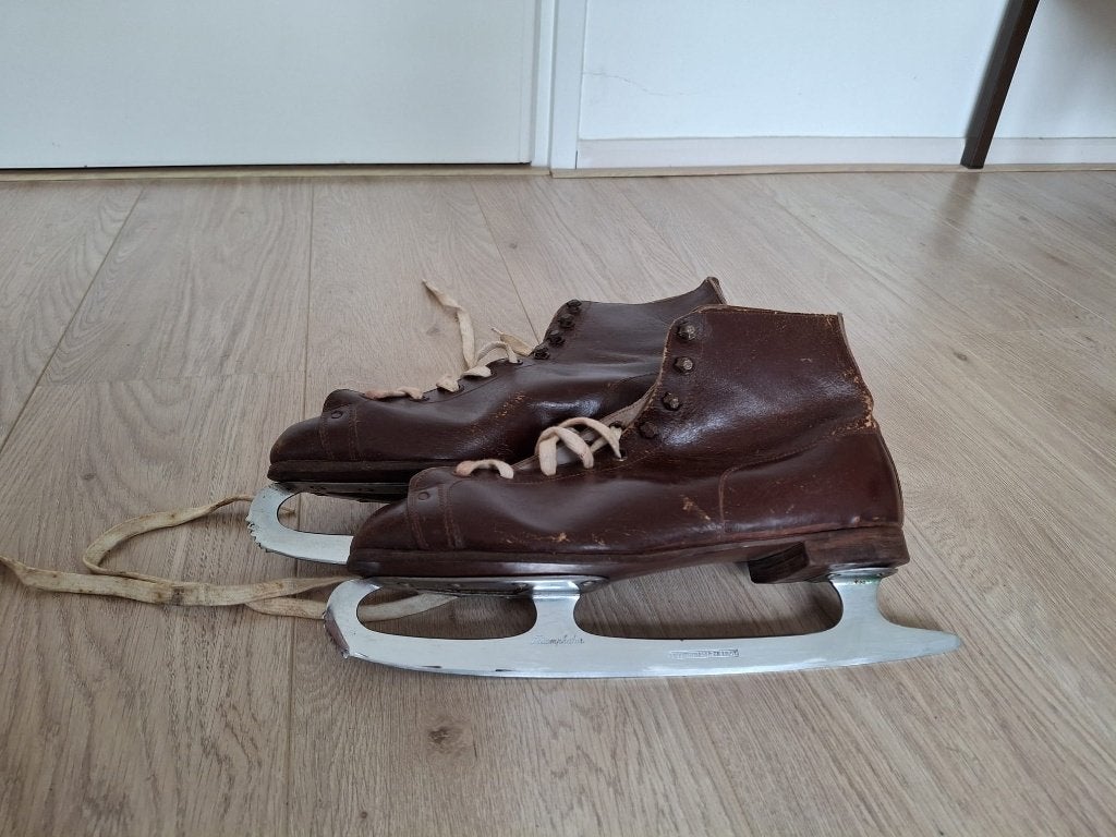 Vintage bruin lederen schaatsen, Sport en Fitness, Ophalen of Verzenden, Gebruikt, Kunstschaatsen, Overige merken