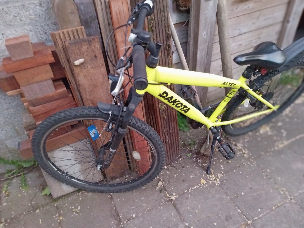 Gele kinderfiets Altec Dakota 9-12 jaar (20 inch of meer), Ophalen, Gebruikt, Altec Dakota, Terugtraprem