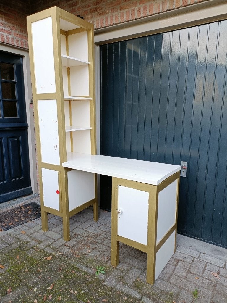 Kinderbureau met kastruimte, Ophalen, Gebruikt, Hout, Wit