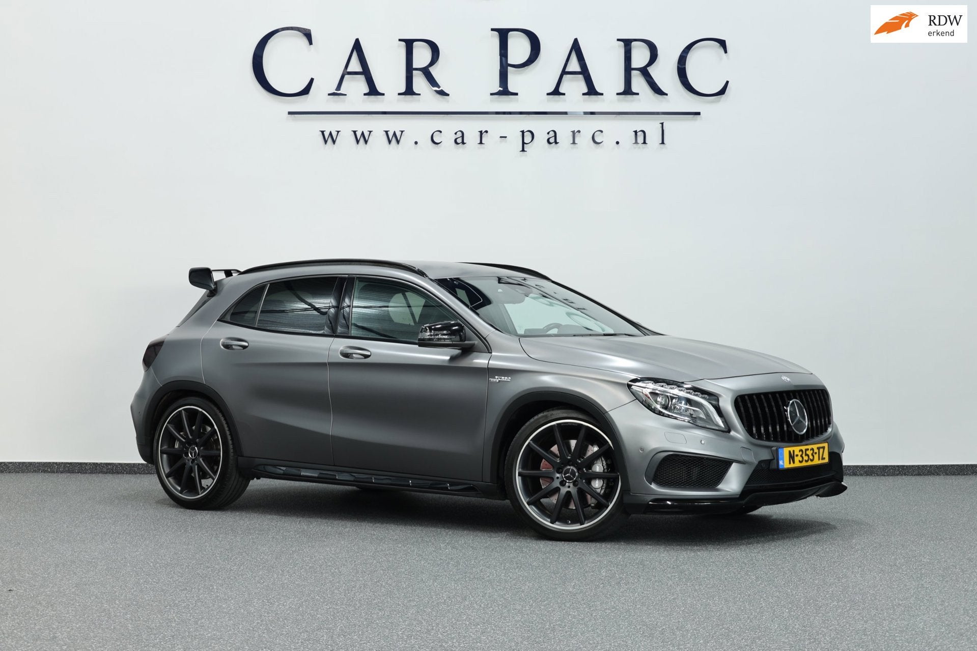 Mercedes-Benz GLA-klasse AMG 45 4MATIC Edition 1 MATT/LED/LE, Gebruikt, Euro 6, 4 cilinders, Leder