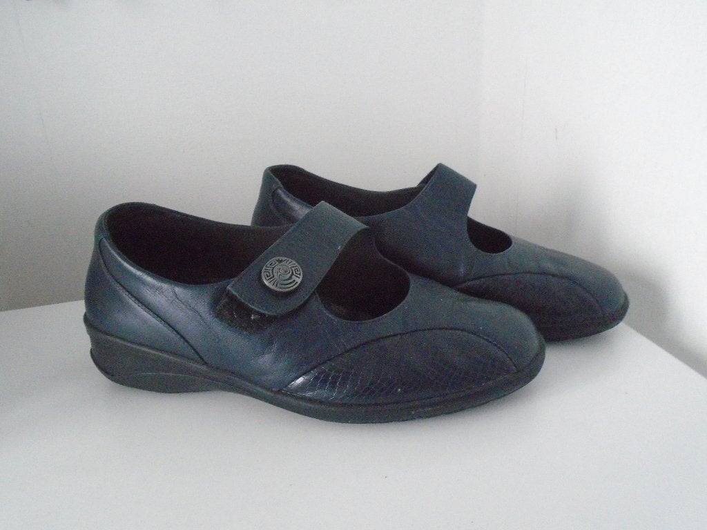 Solidus Leren Klittenband instappers Schoenen maat 7,5 K =41, Kleding | Dames, Instappers, Zo goed als nieuw, Solidus Luftpolster