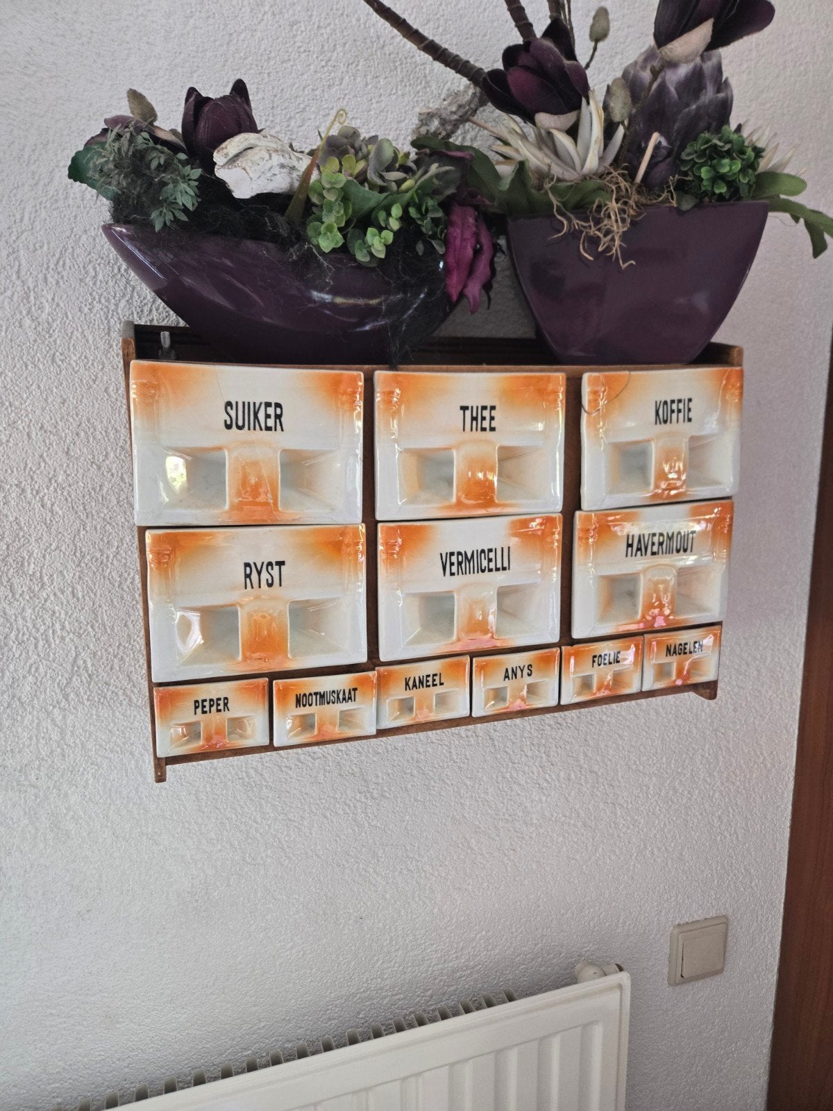 Vintage kruidenrek met porseleinen lades, Ophalen