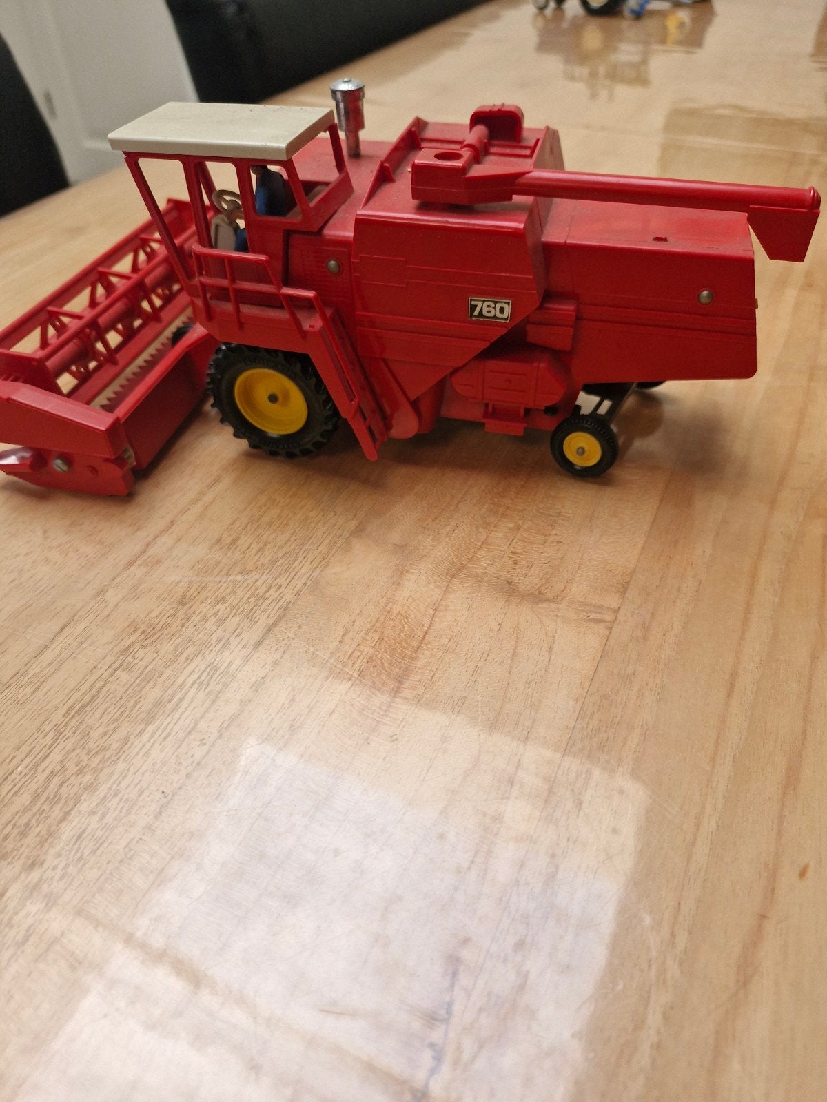 Vintage Britains Massey Ferguson 760 Maaidorser Speelgoed, Ophalen of Verzenden, Gebruikt, Tractor of Landbouw, Britains