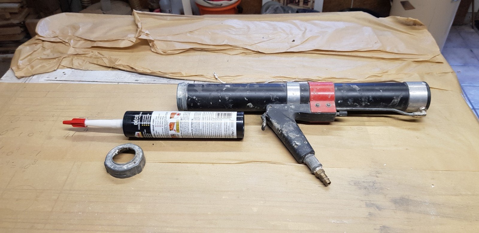 Kitspuit op luchtdruk - Professioneel gereedschap, Doe-het-zelf en Verbouw, Gereedschap | Handgereedschap, Ophalen of Verzenden