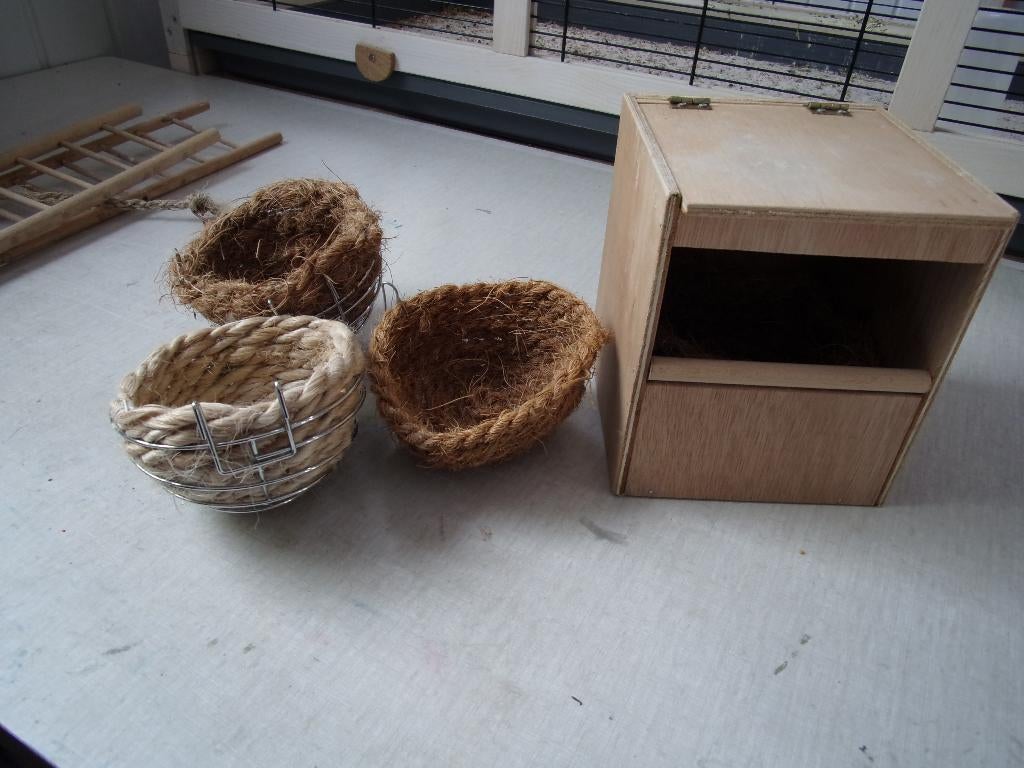 nestkastje en draadnetjes voor tropen, Dieren en Toebehoren, Ophalen, Gebruikt