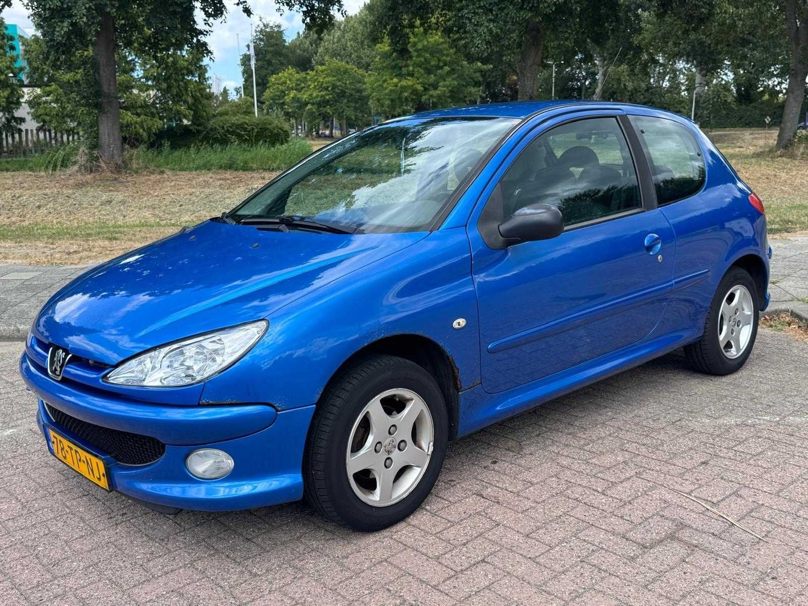 Peugeot 206 1.4 Airline 3, 78-TP-NJ, Auto's, Voorwielaandrijving, 4 cilinders, Blauw, Origineel Nederlands