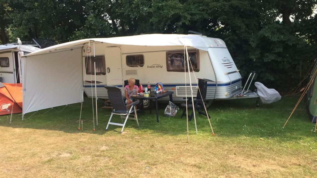 Te koop TEC Travelking Caravan BJ 2006 incl tent en luifel, Caravans en Kamperen, Rondzit, Particulier, Dethleffs, Douche