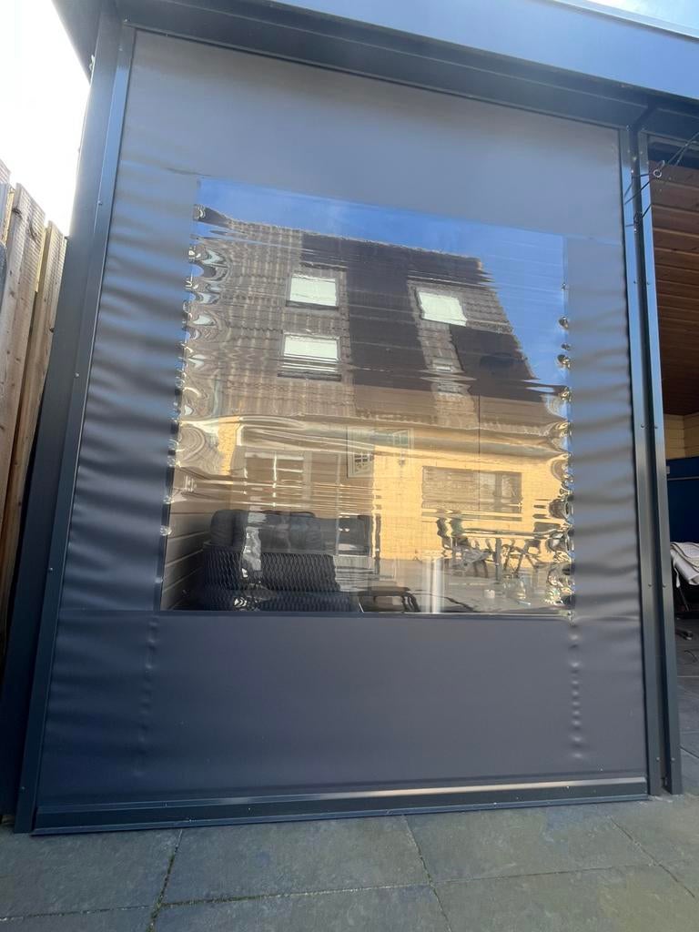 Verandazeil elektrisch bediend, Ophalen, Zo goed als nieuw, 200 cm of meer