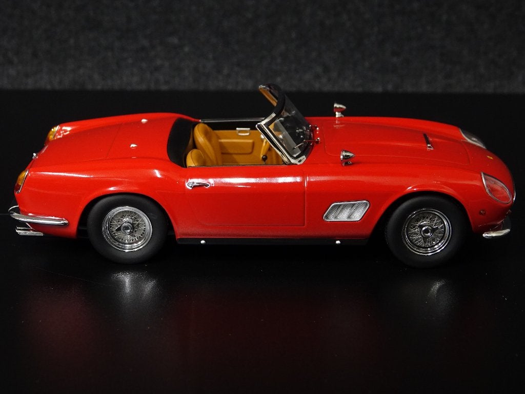 KK-Scale 1:18 Ferrari 250 California Ferris Bueler Day Off, Hobby en Vrije tijd, Modelauto's | 1:18, Overige merken, Auto, Onbekend