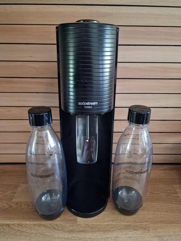 Sodastream Terra met 2 flessen, Ophalen, Gebruikt