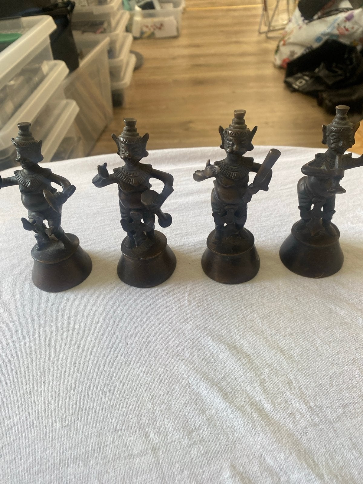 Set van 4 bronzen Thaise danser beelden, Groep mensen, Minder dan 20 cm, Ophalen of Verzenden, Beeld