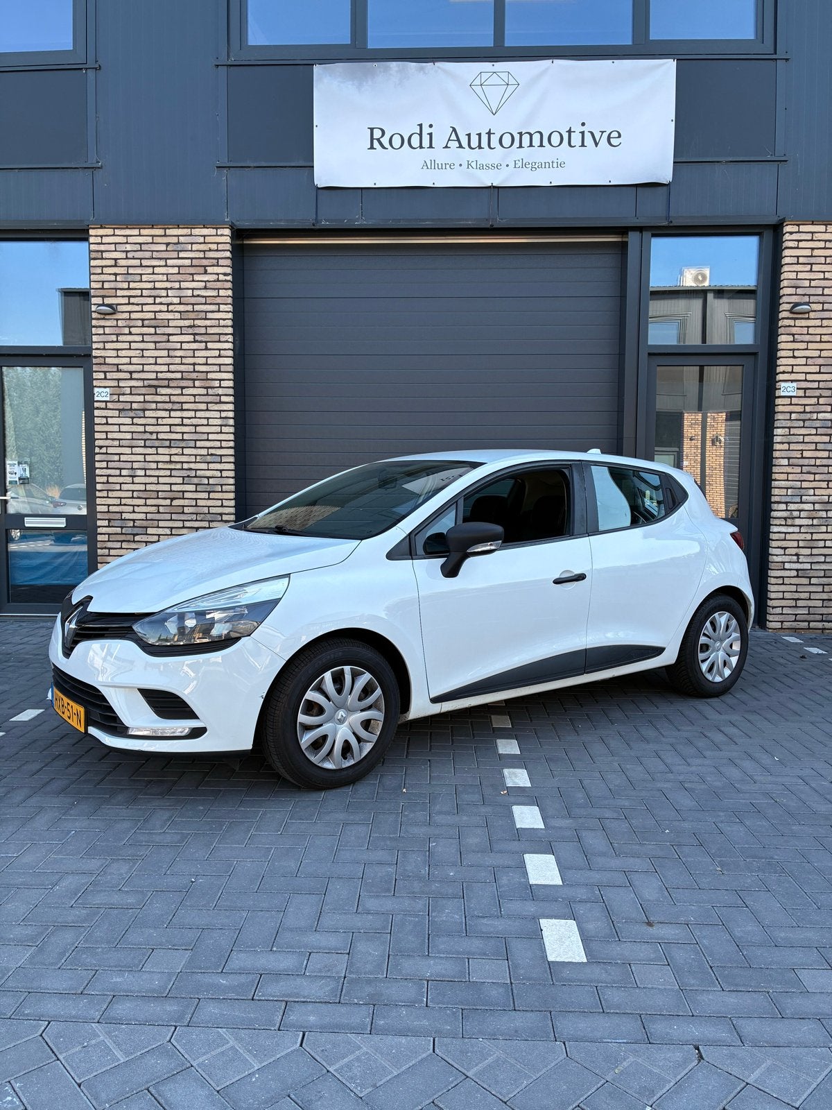 Renault Clio 1.2 54KW 5-DRS 2018 Wit, Auto's, Voorwielaandrijving, Stof, 565 kg, 4 cilinders